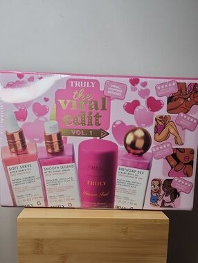 TRULY Pink Bath & Body Viral Edit Set - Vol. 1
